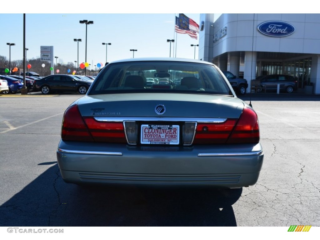 2005 Grand Marquis LS - Light Tundra Metallic / Medium Parchment photo #5
