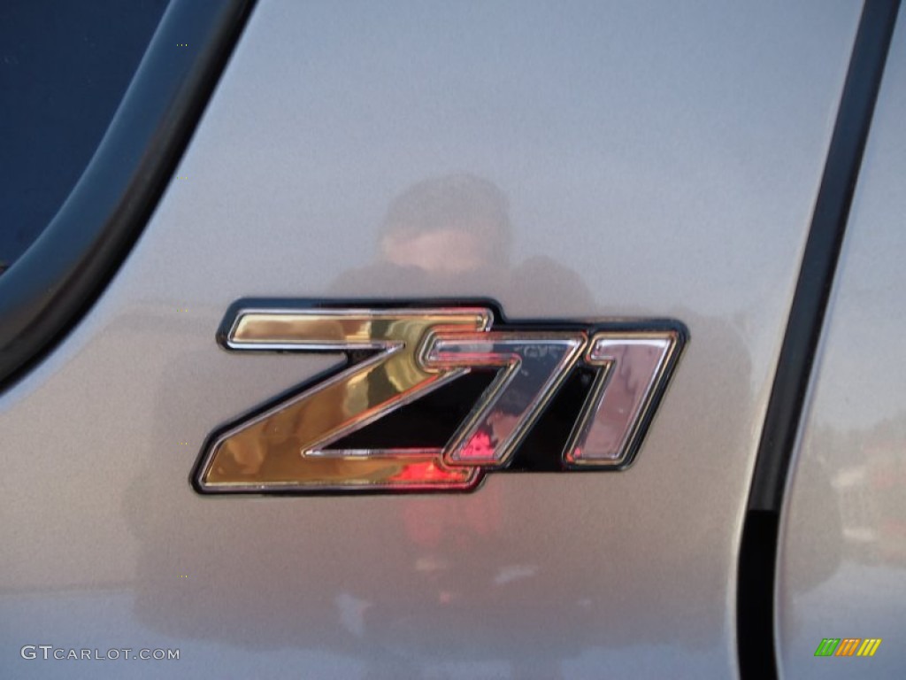 2003 Tahoe Z71 4x4 - Light Pewter Metallic / Tan/Neutral photo #23