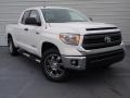 2014 Super White Toyota Tundra SR5 Double Cab  photo #2