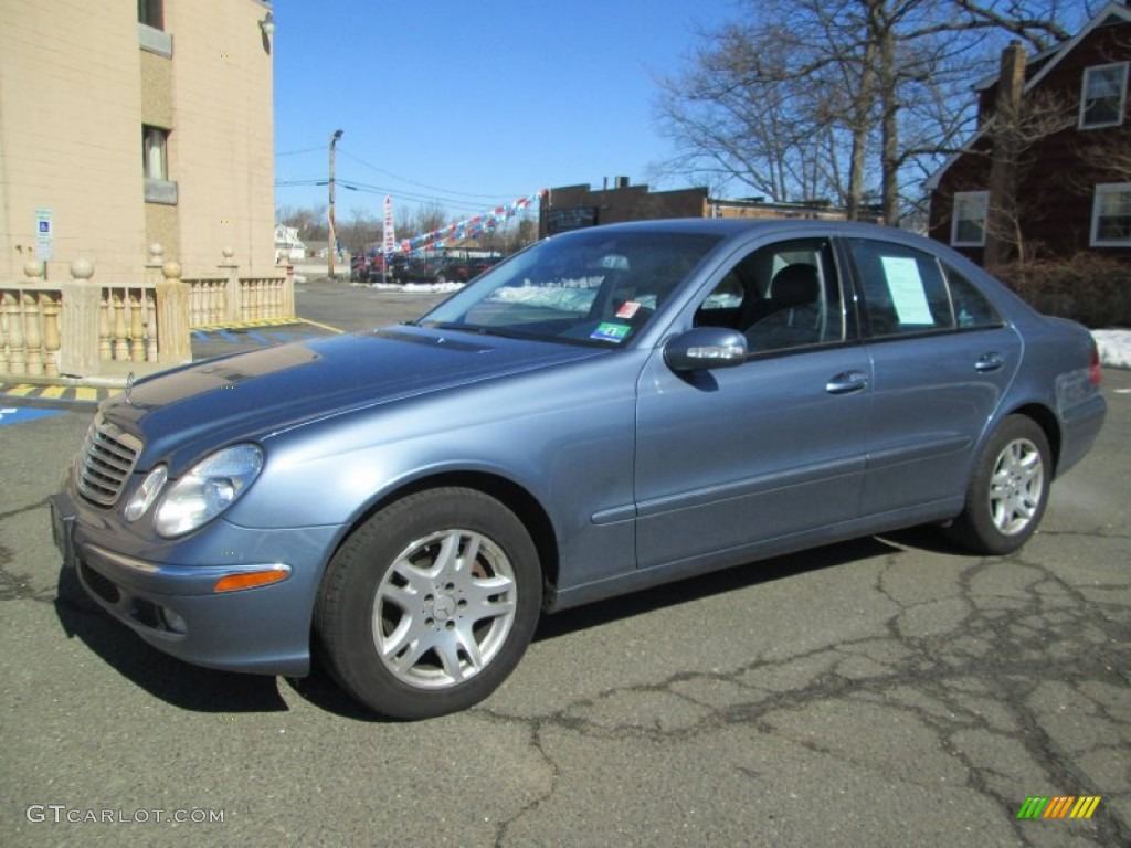 2004 E 320 4Matic Sedan - Platinum Blue Metallic / Pacific Blue photo #1