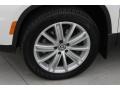 Candy White - Tiguan SE Photo No. 4