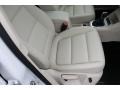 Candy White - Tiguan SE Photo No. 33