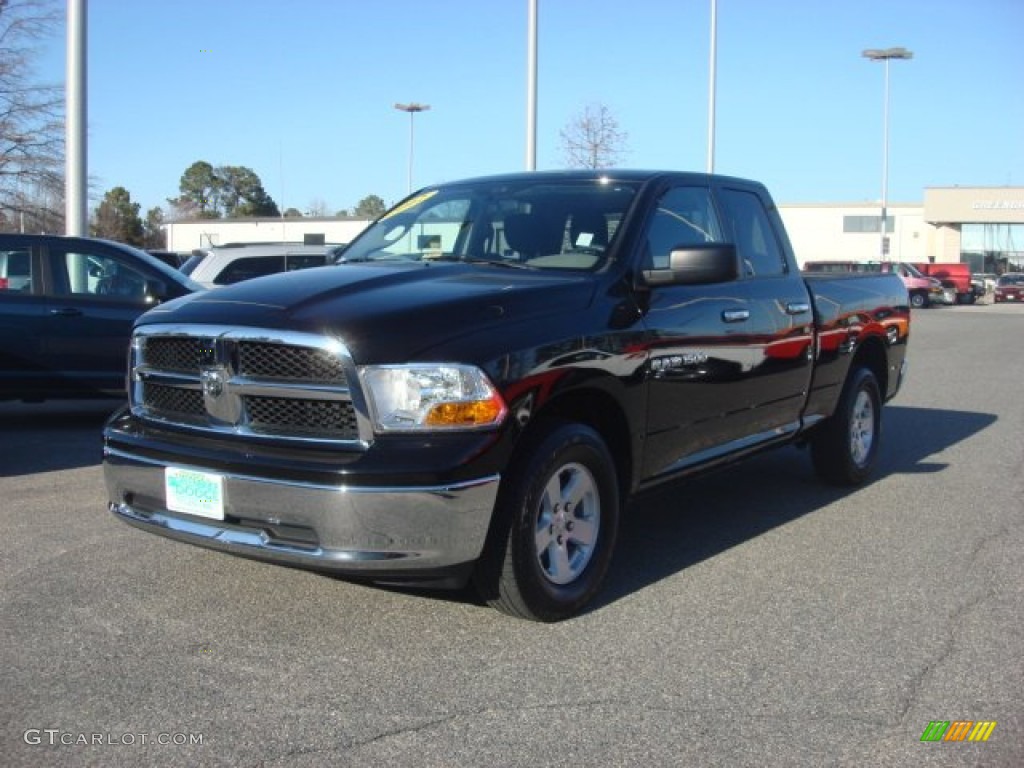 2012 Ram 1500 SLT Quad Cab 4x4 - Black / Dark Slate Gray/Medium Graystone photo #9