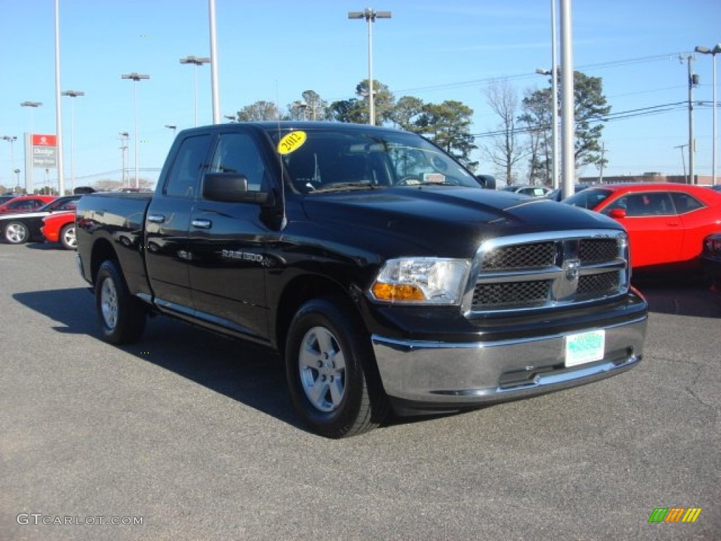 2012 Ram 1500 SLT Quad Cab 4x4 - Black / Dark Slate Gray/Medium Graystone photo #15