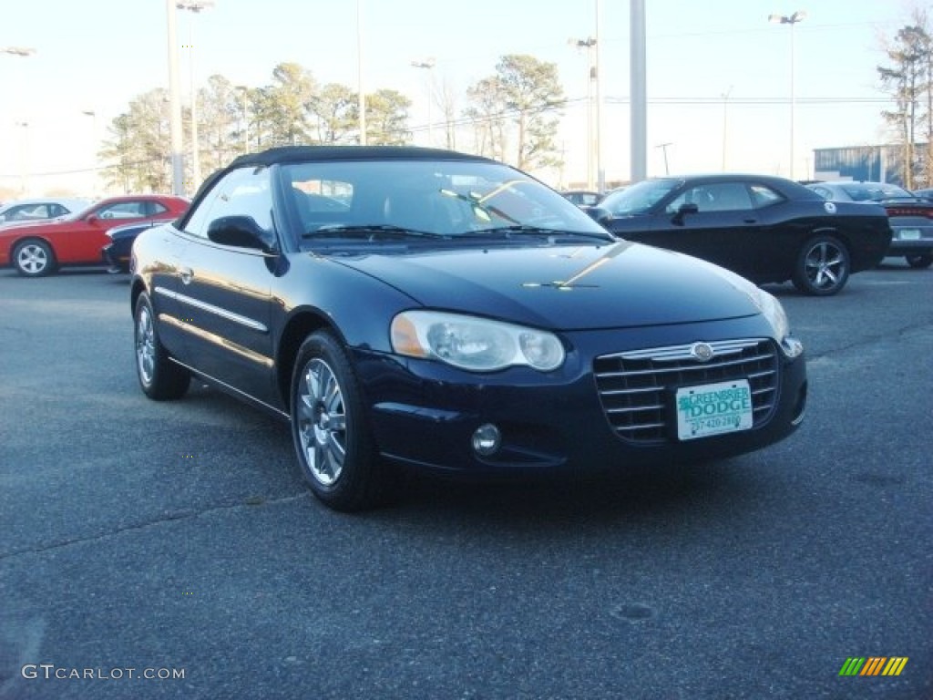 2004 Sebring Limited Convertible - Brilliant Black Crystal / Deep Jade photo #18