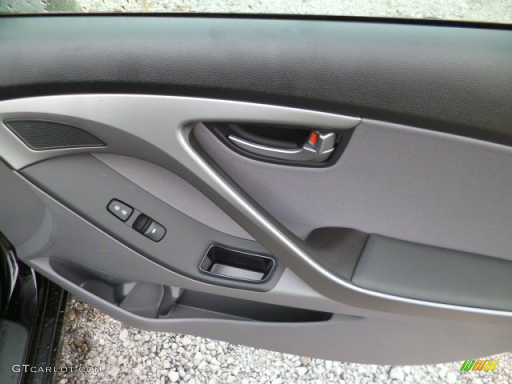2014 Elantra SE Sedan - Black / Gray photo #11