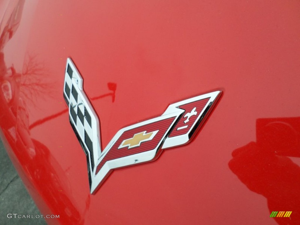 2014 Chevrolet Corvette Stingray Convertible Marks and Logos Photo #91053867