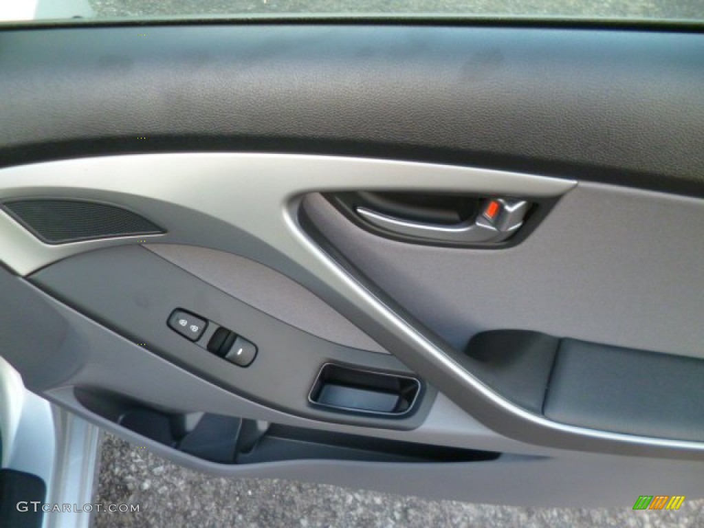 2014 Elantra SE Sedan - Silver / Gray photo #11