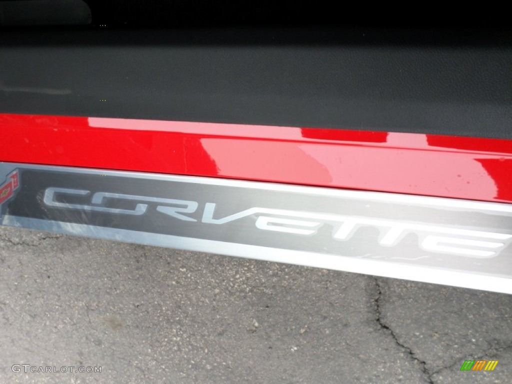 2014 Chevrolet Corvette Stingray Convertible Marks and Logos Photo #91054194
