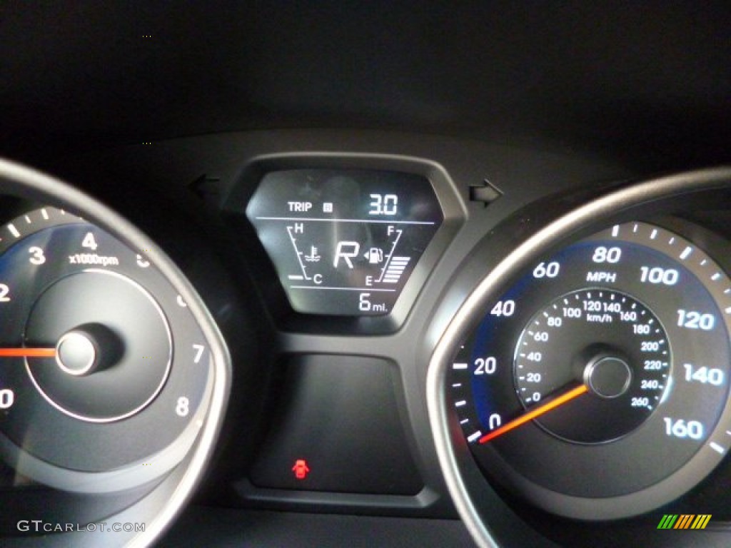 2014 Elantra SE Sedan - Silver / Gray photo #20