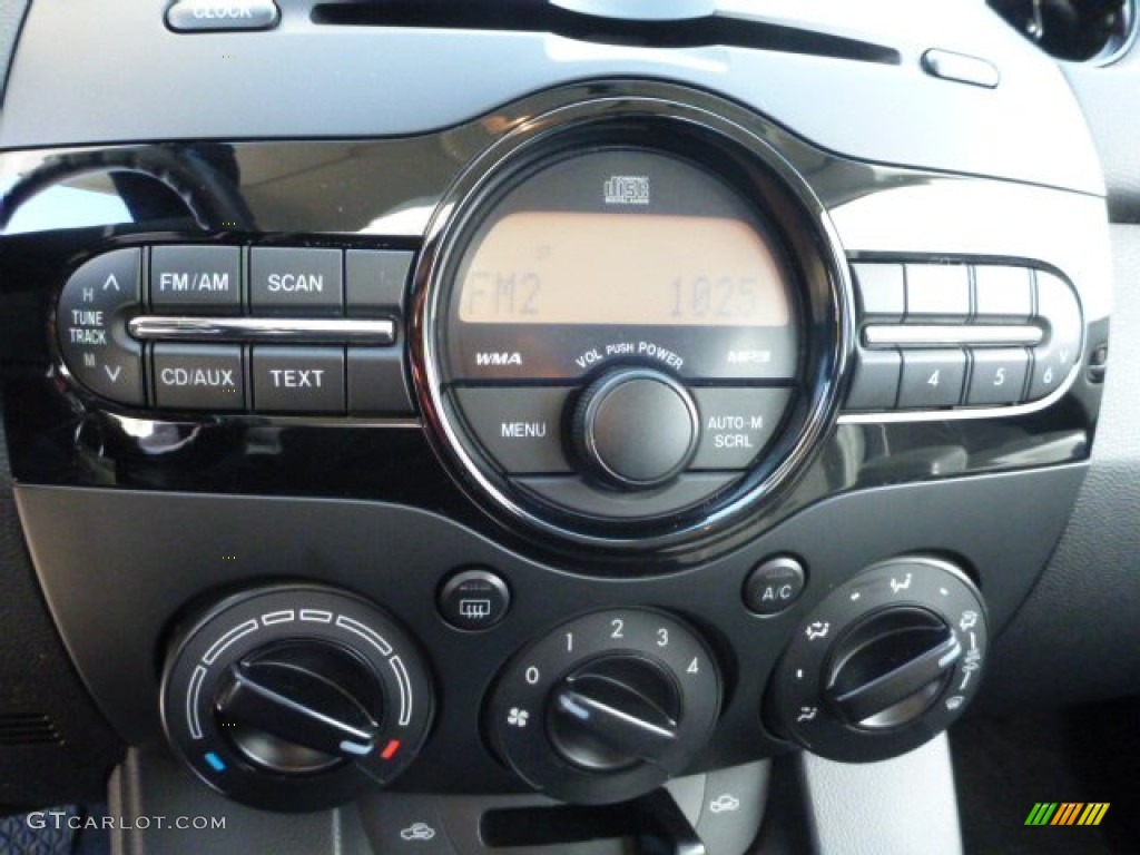 2011 MAZDA2 Sport - Crystal White Pearl / Black photo #17