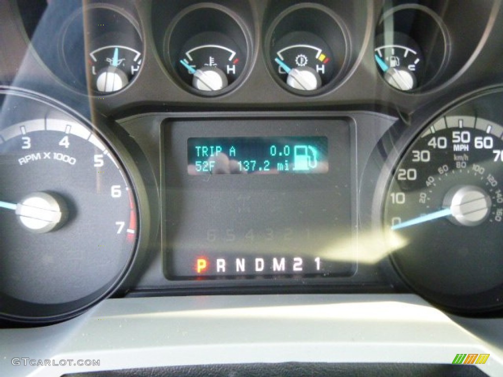 2014 F350 Super Duty XL Regular Cab 4x4 Dump Truck - Oxford White / Steel photo #19