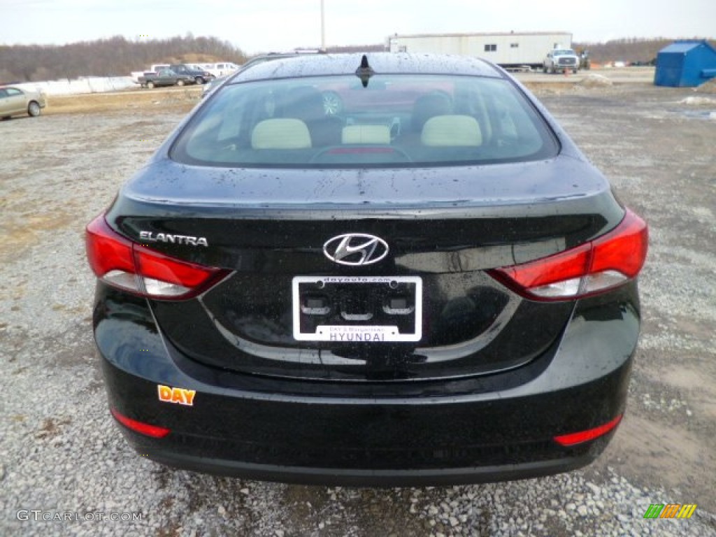 2014 Elantra SE Sedan - Black / Beige photo #6
