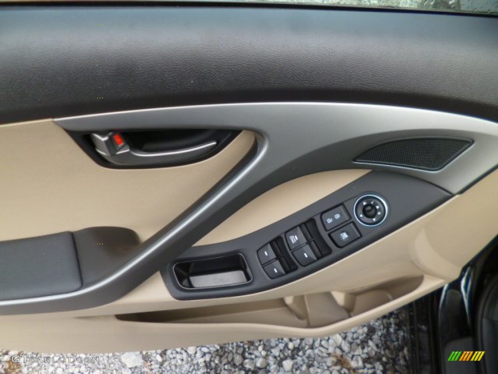 2014 Elantra SE Sedan - Black / Beige photo #17