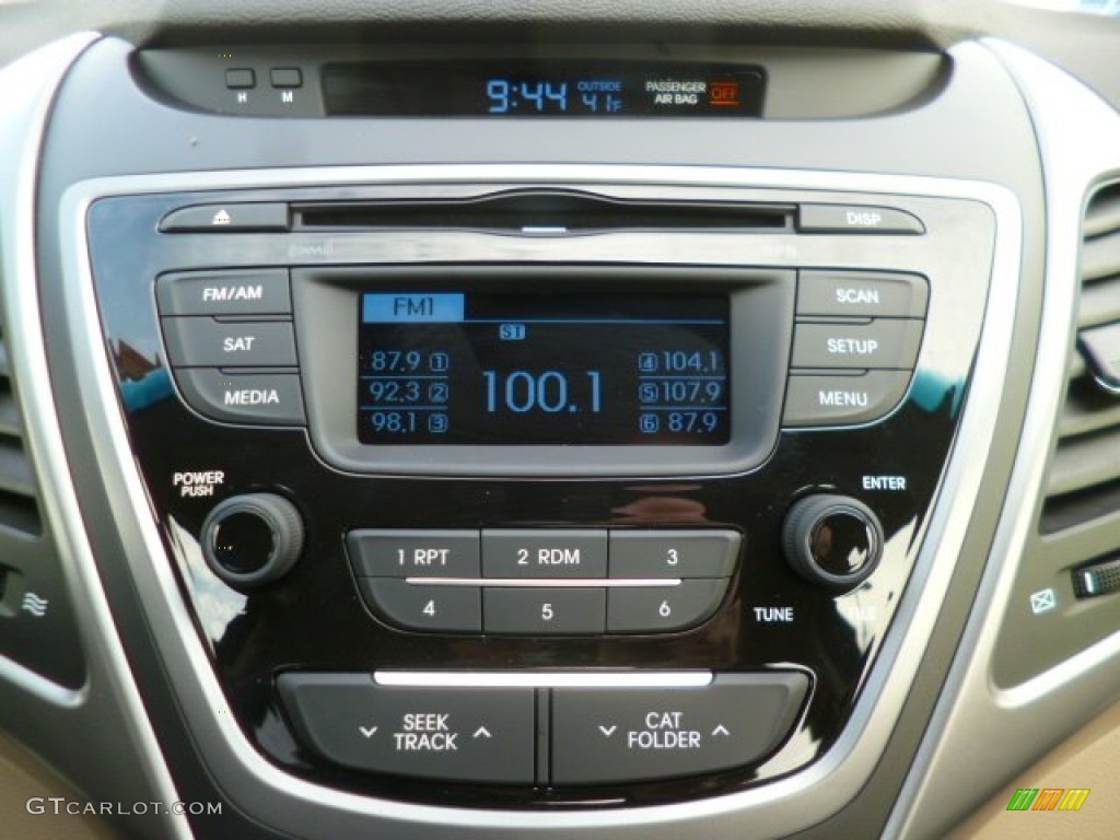 2014 Elantra SE Sedan - Black / Beige photo #19