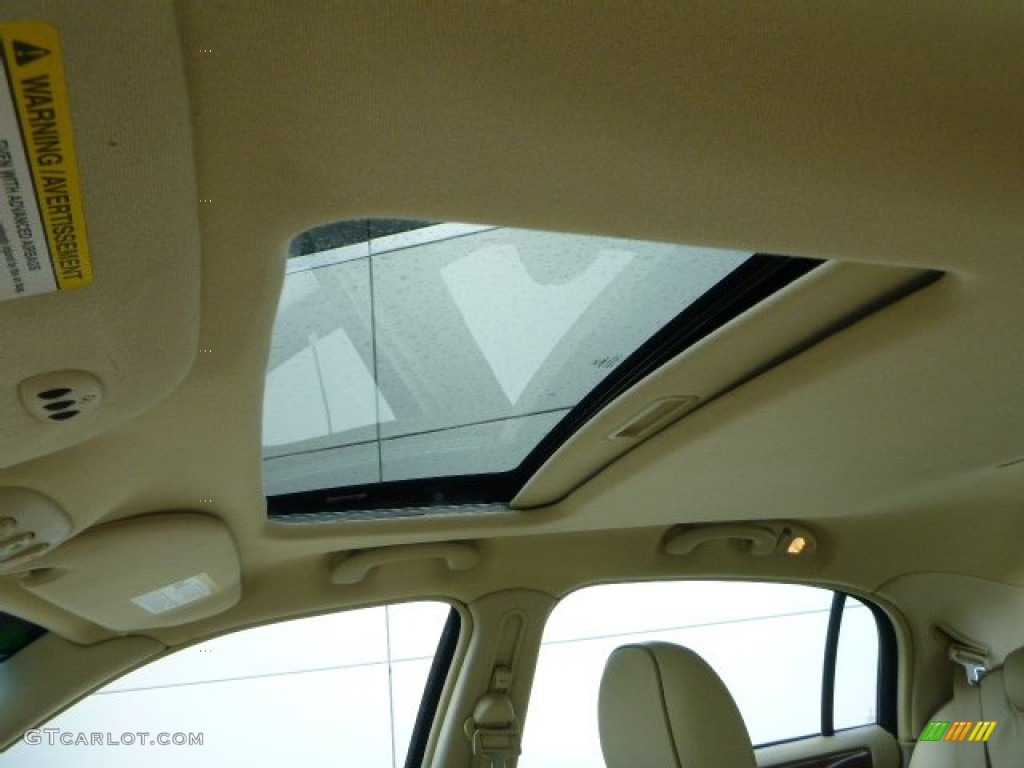 2007 Town Car Designer - Cashmere Tri-Coat / Light Camel photo #20