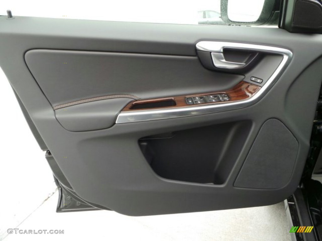 2015 Volvo XC60 T5 Drive-E Off Black Door Panel Photo #91059339
