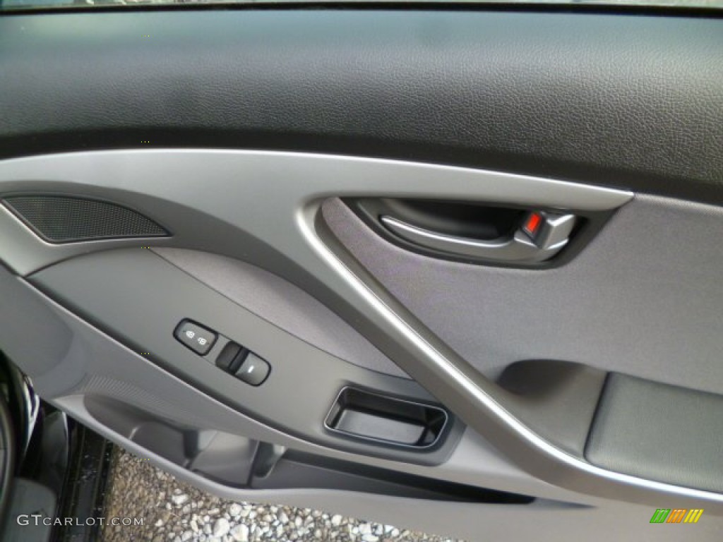 2014 Elantra SE Sedan - Black / Gray photo #11