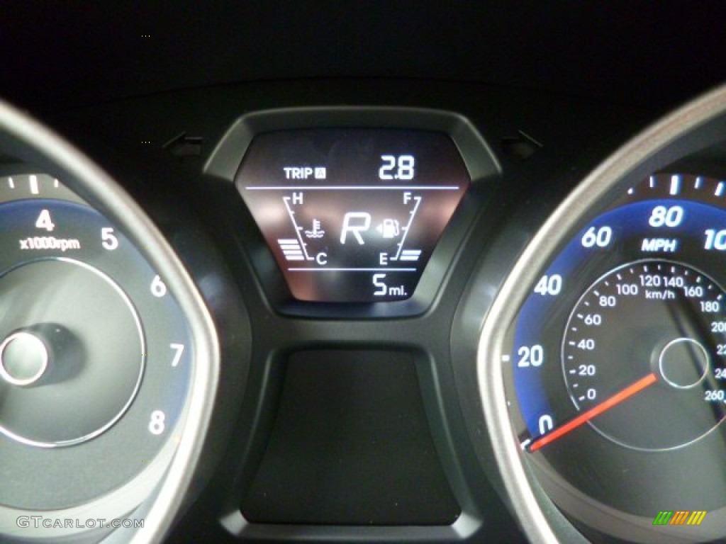2014 Elantra SE Sedan - Black / Gray photo #20