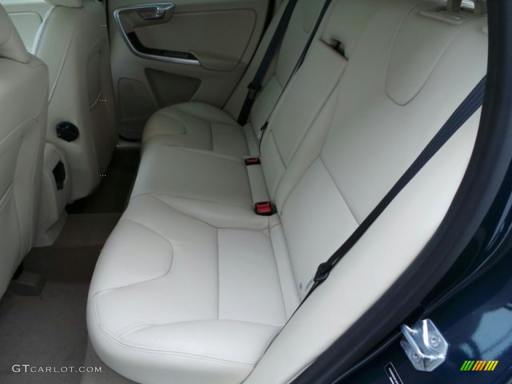2015 Volvo XC60 T5 Drive-E Rear Seat Photo #91060681