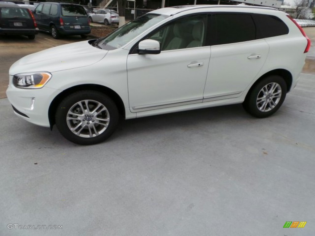 Ice White 2015 Volvo XC60 T5 Drive-E Exterior Photo #91060974