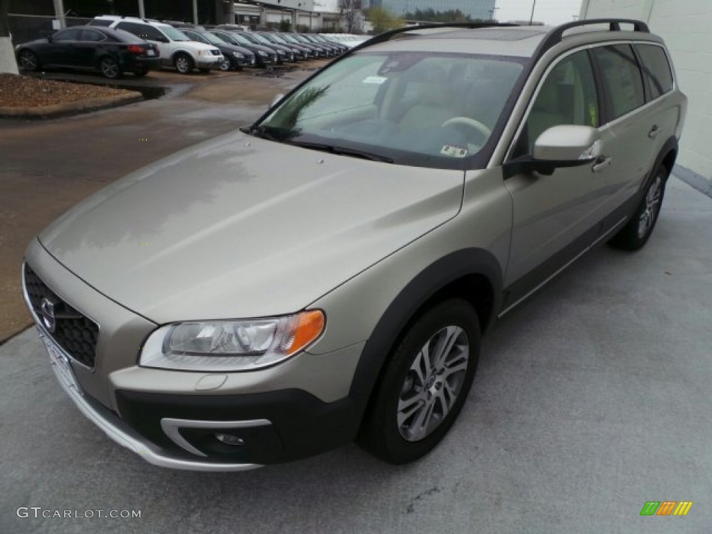 2015 XC70 T5 Drive-E - Seashell Metallic / Soft Beige photo #3