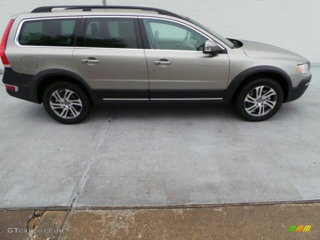 Seashell Metallic 2015 Volvo XC70 T5 Drive-E Exterior Photo #91063029