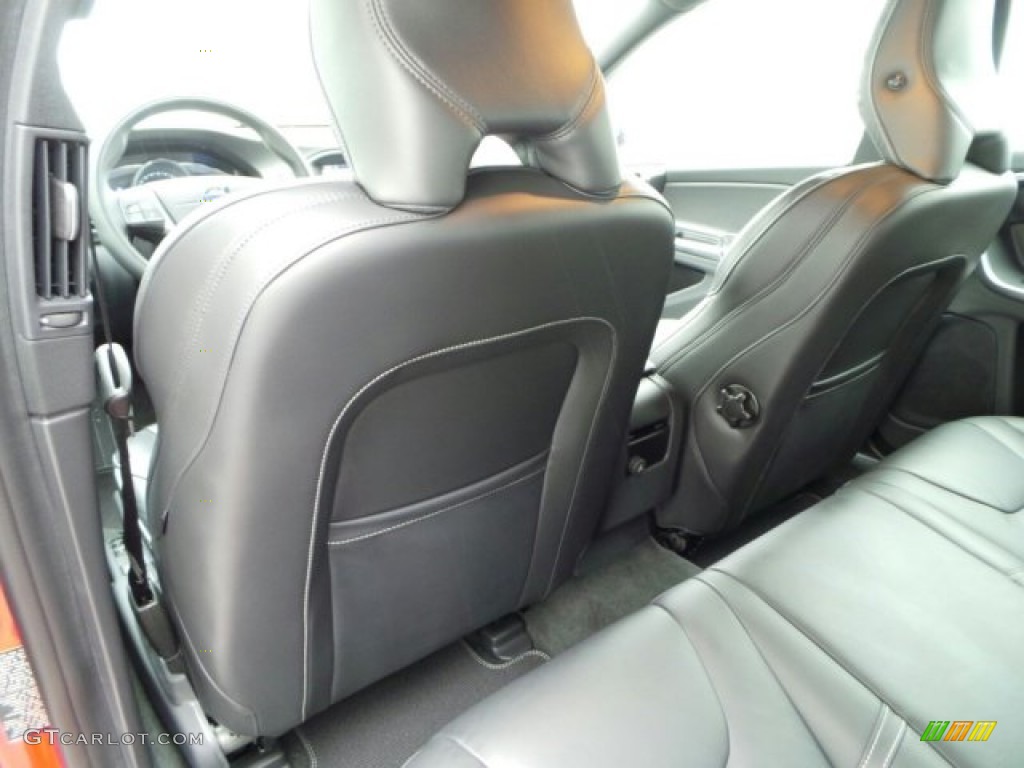 2015 Volvo V60 T6 AWD R-Design Rear Seat Photo #91064938