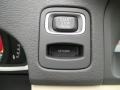 Off Black Controls Photo for 2015 Volvo S80 #91065588