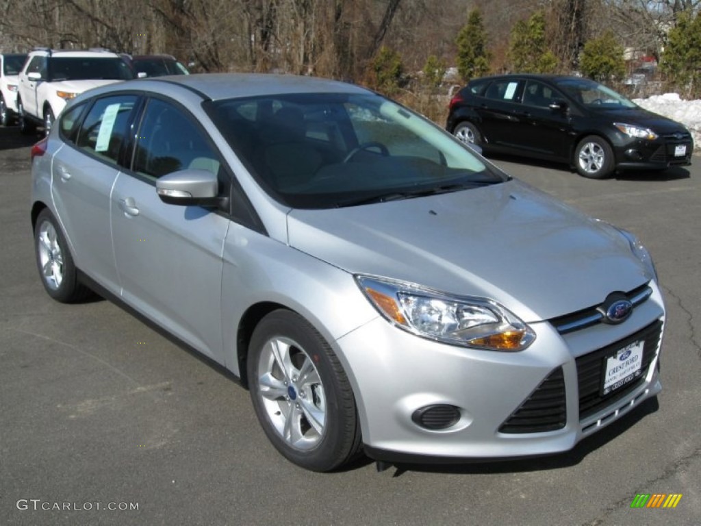 2014 Focus SE Hatchback - Ingot Silver / Medium Light Stone photo #1