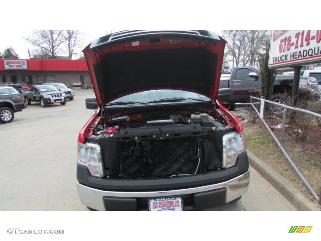 2011 F150 XLT Regular Cab - Race Red / Steel Gray photo #45