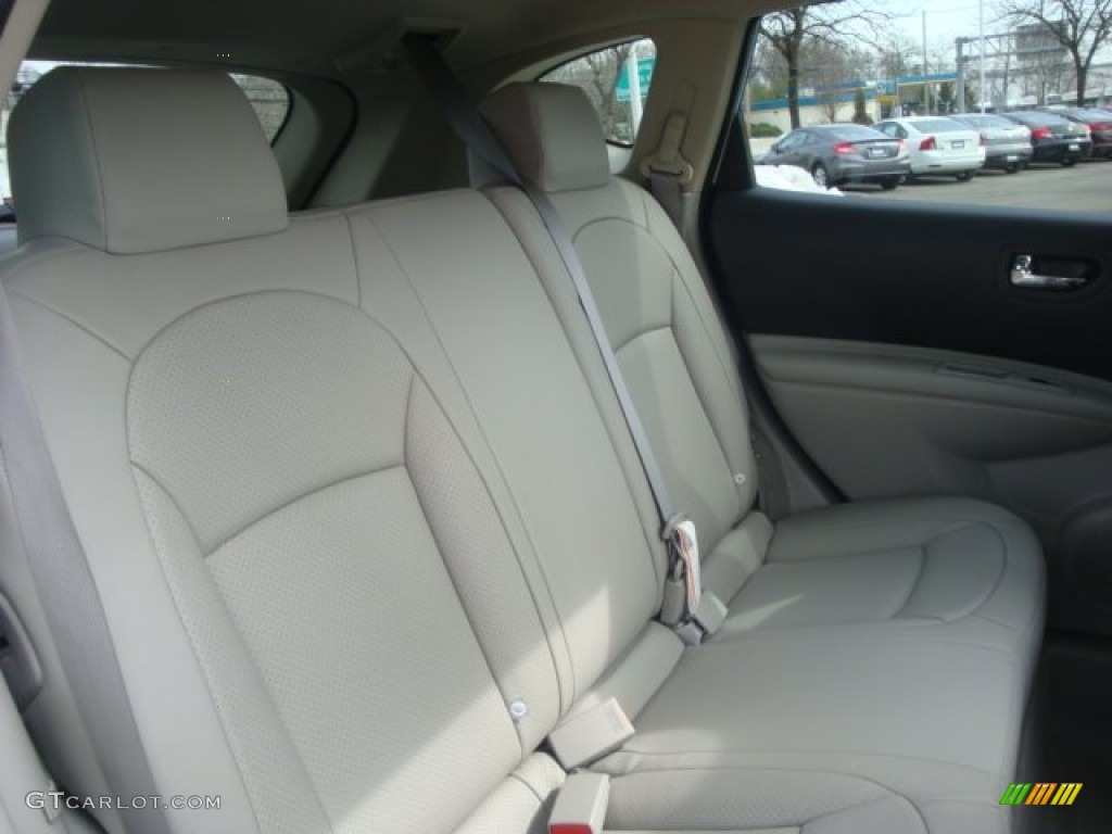 2011 Rogue SV AWD - Frosted Steel Metallic / Gray photo #15