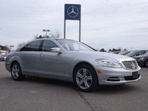 2012 Mercedes-Benz S 550 4Matic Sedan Data, Info and Specs