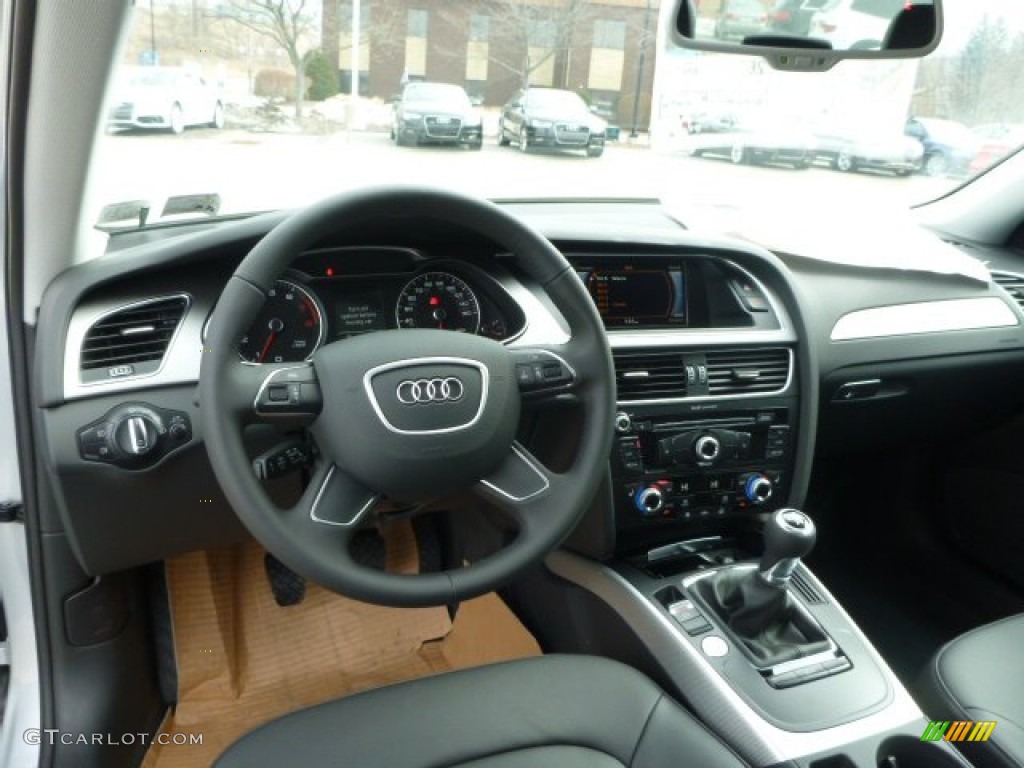 2014 A4 2.0T quattro Sedan - Ice Silver Metallic / Black photo #10