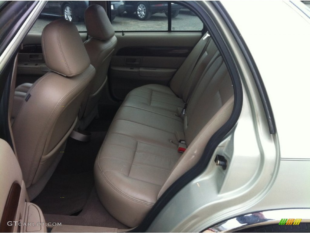 2003 Grand Marquis LS - Arizona Beige Metallic / Medium Parchment photo #20