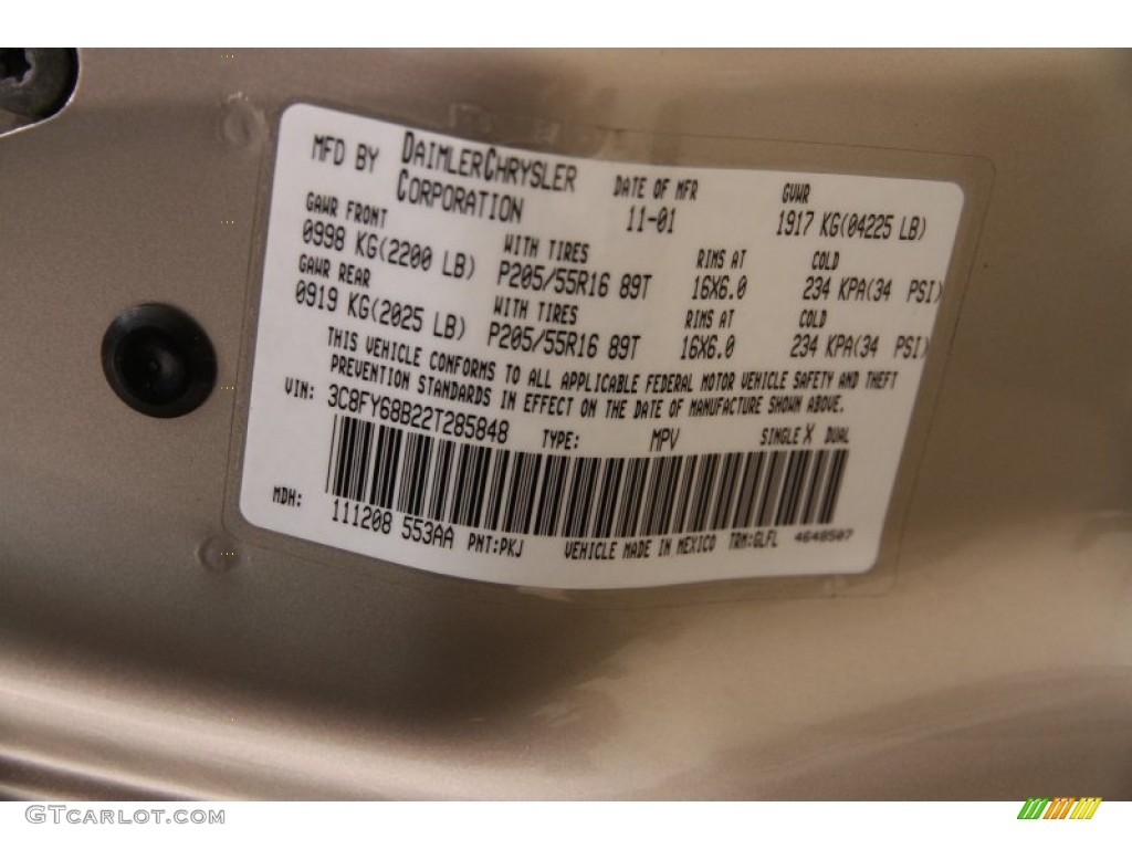 2002 PT Cruiser Limited - Light Almond Metallic / Taupe photo #16