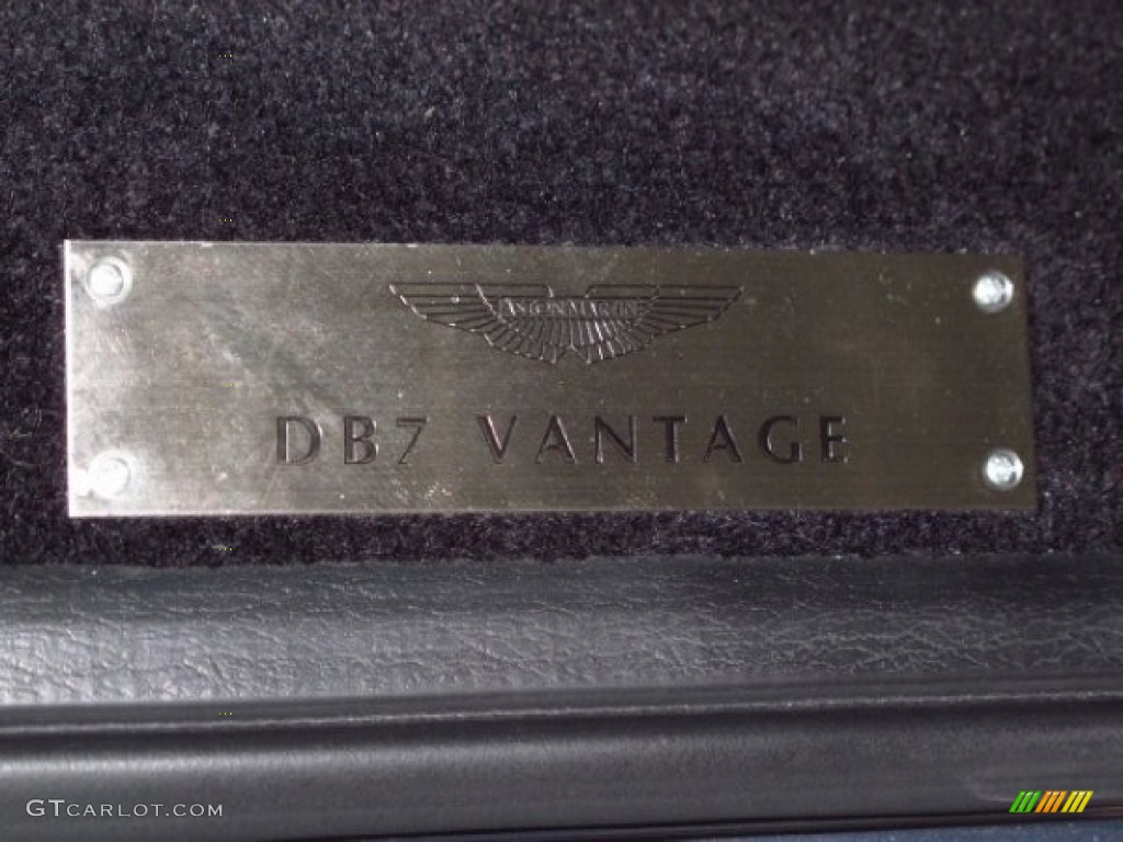 2001 Aston Martin DB7 Vantage Volante Marks and Logos Photos