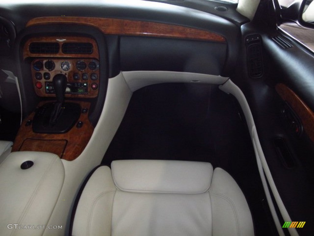 2001 Aston Martin DB7 Vantage Volante Dashboard Photos
