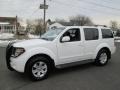 2006 Avalanche White Nissan Pathfinder LE 4x4  photo #2