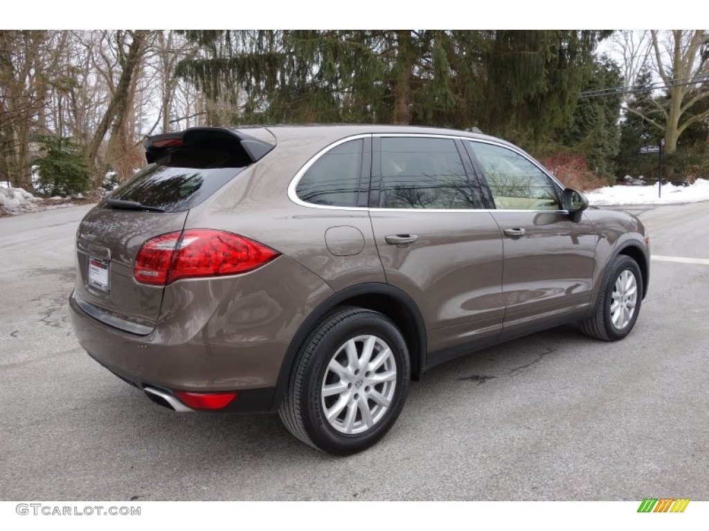 2012 Cayenne  - Umber Brown Metallic / Luxor Beige photo #6