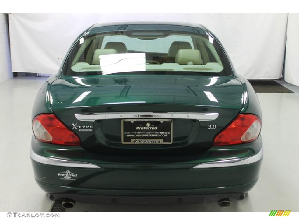 2004 X-Type 3.0 - Jaguar Racing Green Metallic / Barley photo #10