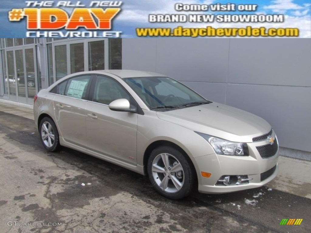 2014 Cruze LT - Champagne Silver Metallic / Cocoa/Light Neutral photo #1