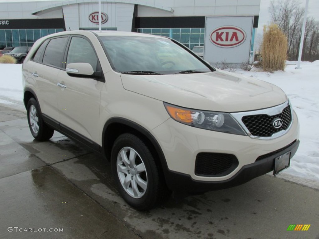 2012 Sorento LX - White Sand Beige / Black photo #1