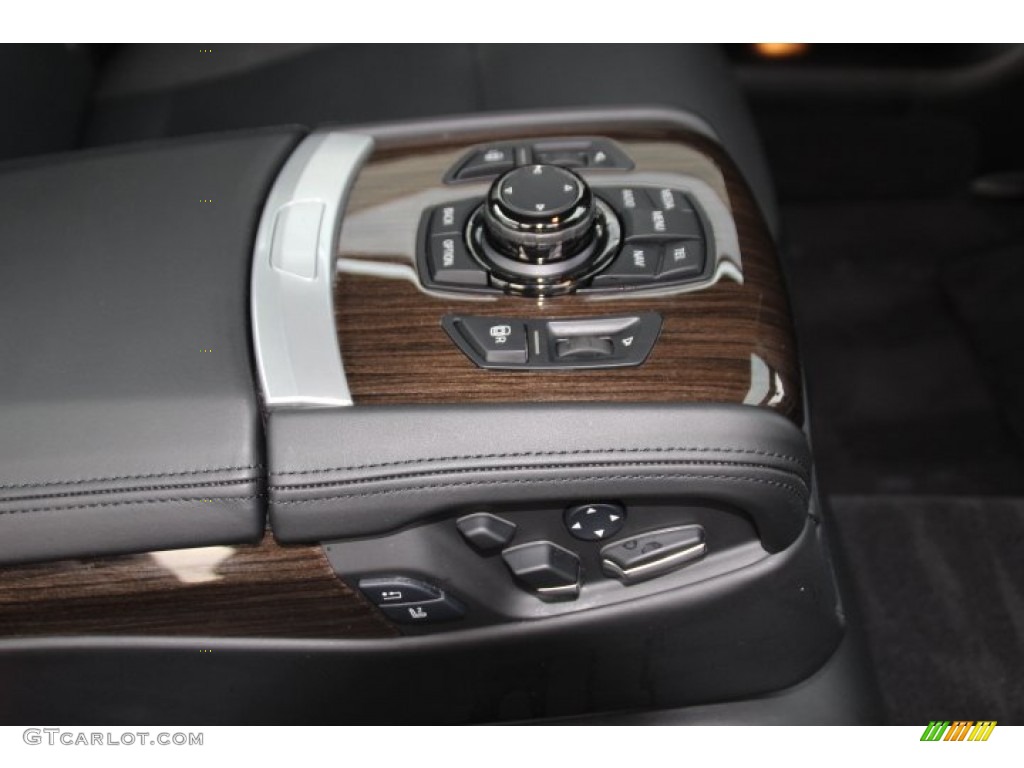 2013 BMW 7 Series 750Li xDrive Sedan Controls Photo #91100519