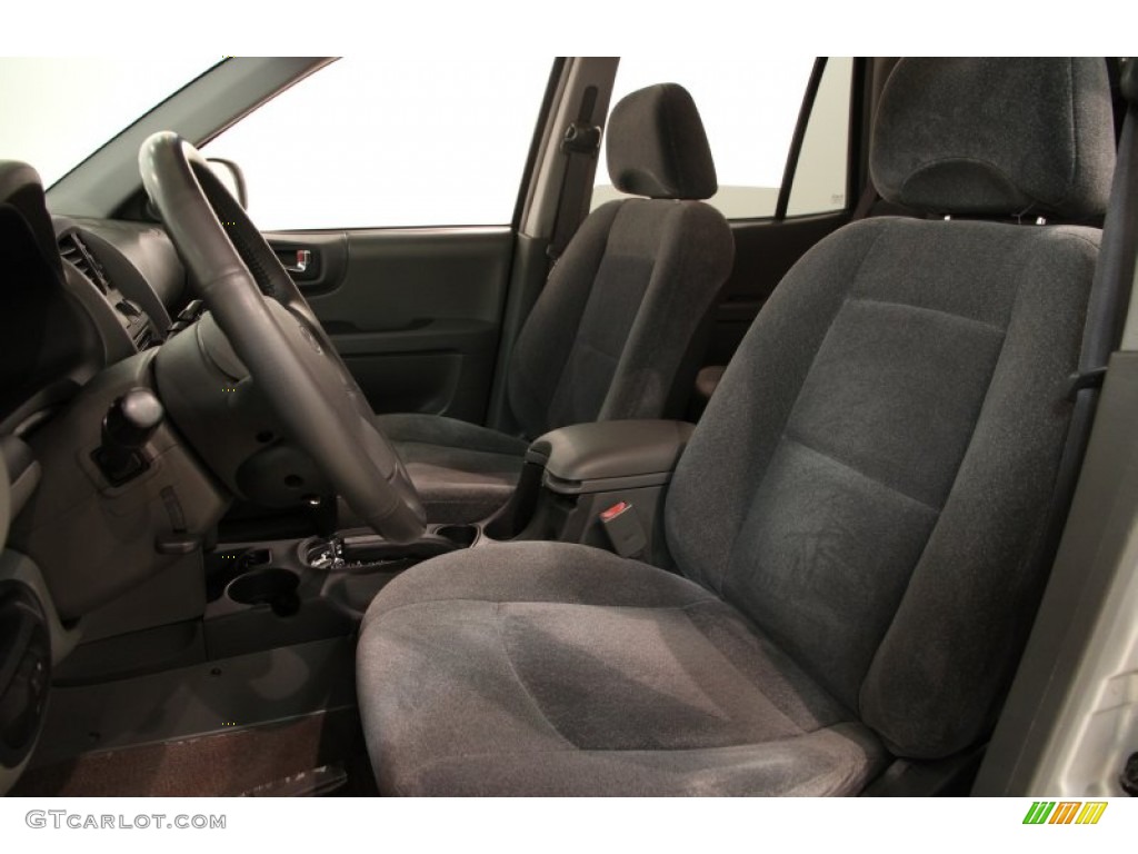 Gray Interior 2004 Hyundai Santa Fe GLS Photo #91101197