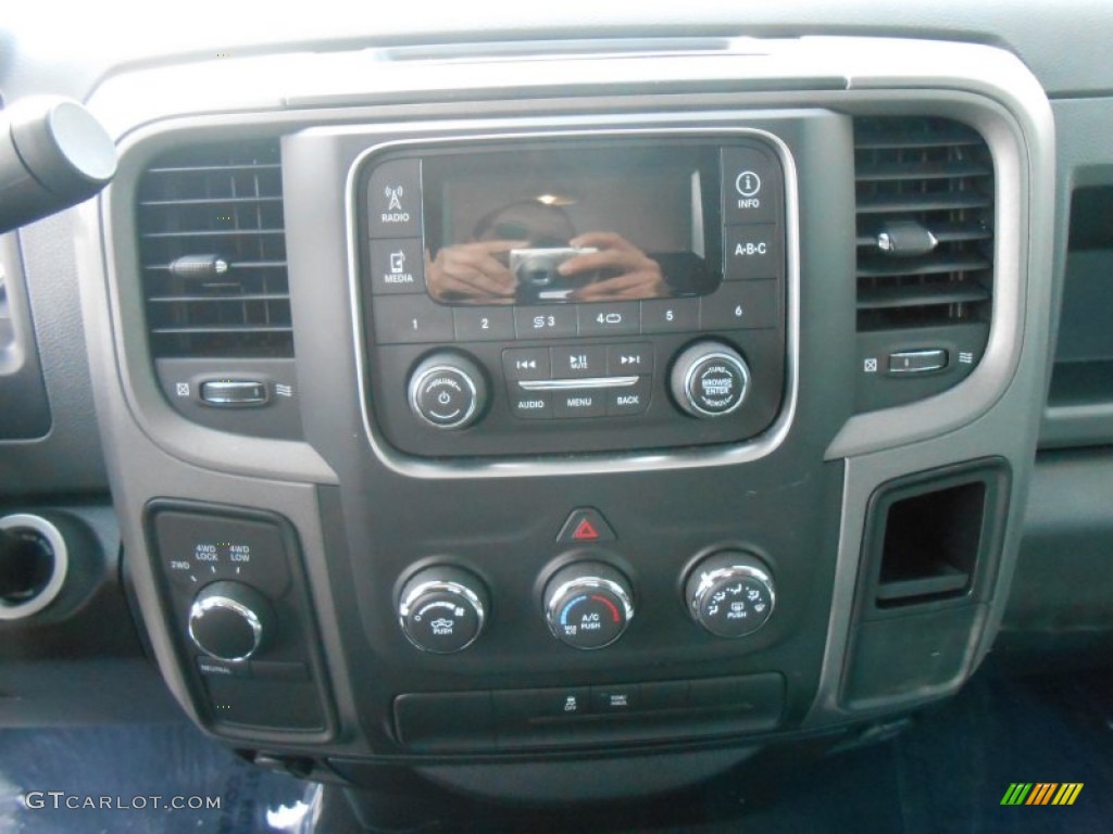 2013 1500 Express Quad Cab 4x4 - Bright White / Black/Diesel Gray photo #23