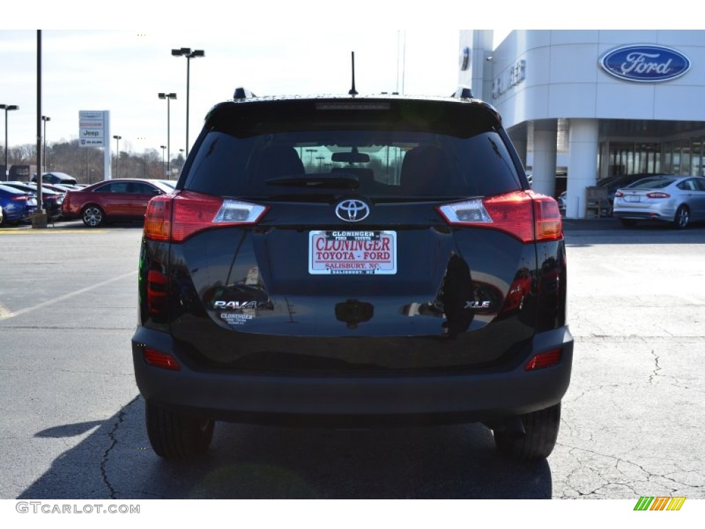 2013 RAV4 XLE - Black / Black photo #5