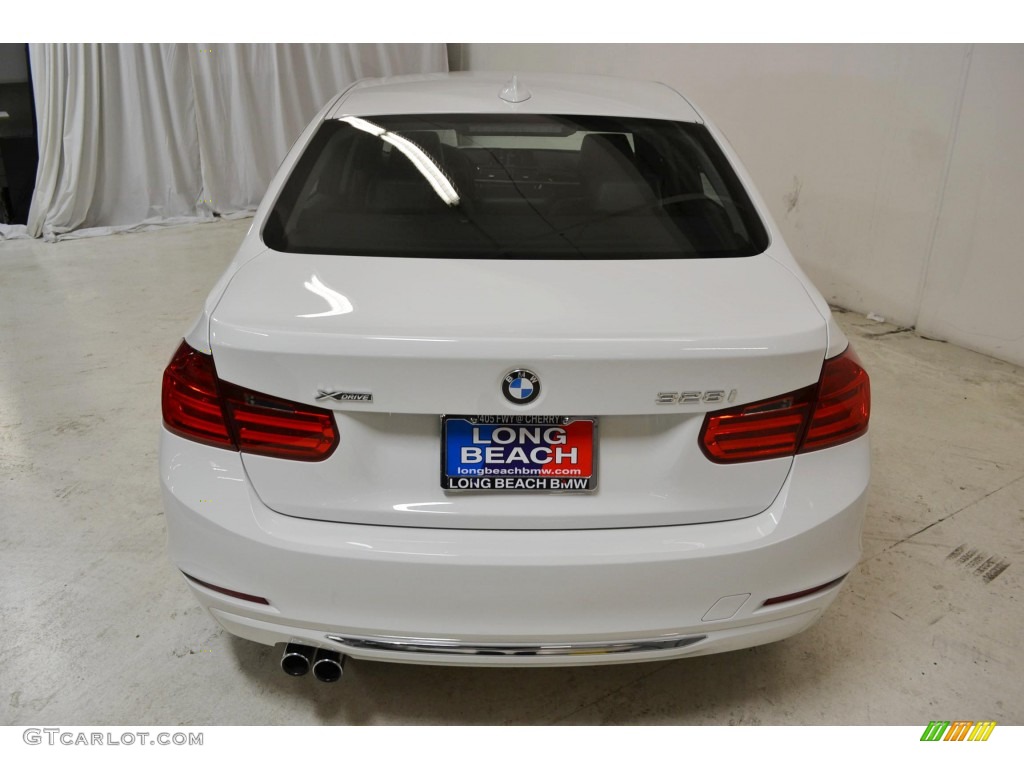 2013 3 Series 328i xDrive Sedan - Alpine White / Black photo #7