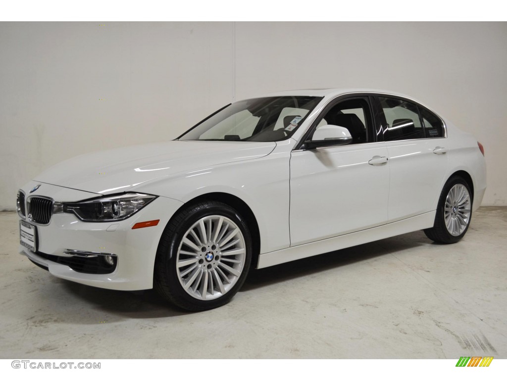 2013 3 Series 328i xDrive Sedan - Alpine White / Black photo #10