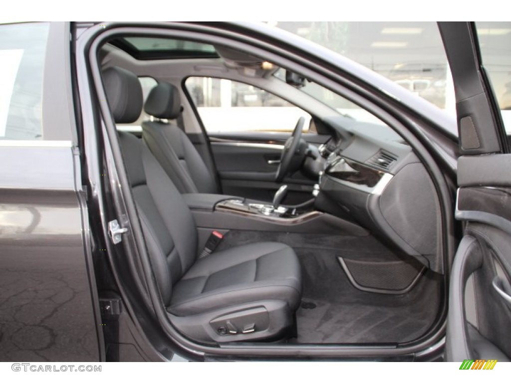 2014 BMW 5 Series 528i xDrive Sedan Front Seat Photo #91105664
